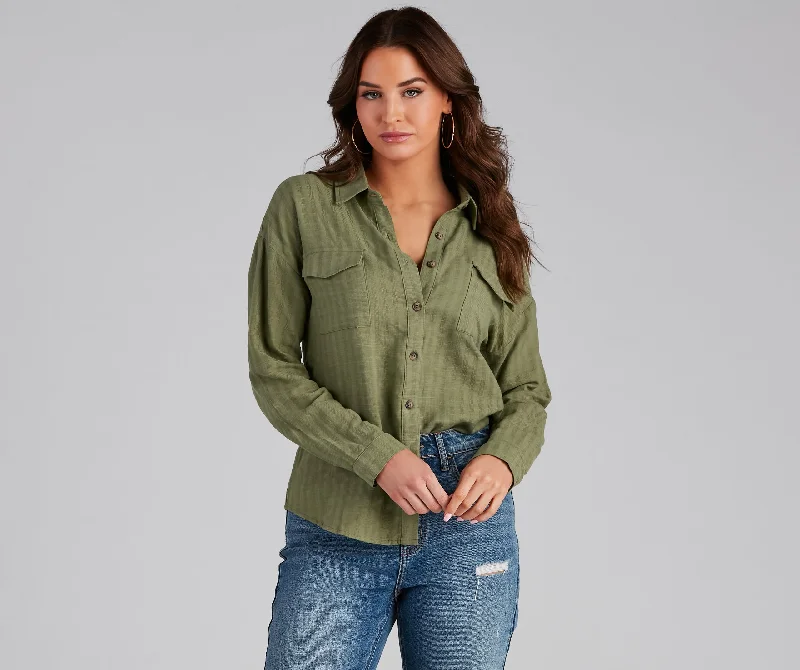 Metallic Accent Women Long Sleeve Top for a Glamorous LookBeach Side Button-Front Linen Shirt