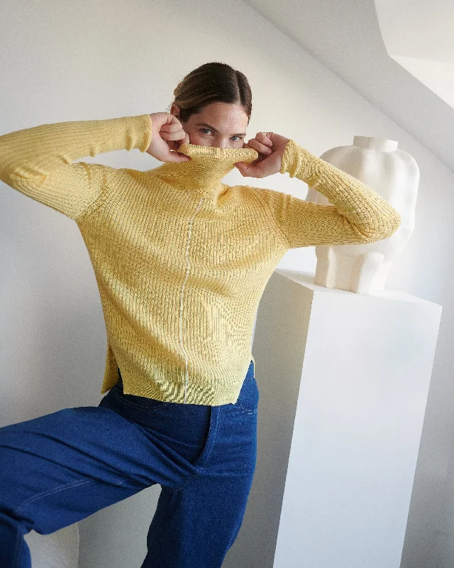 Long - Sleeve Women Sweater with Ribbed CuffsAustėja: Honey Yellow Merino Wool Turtleneck