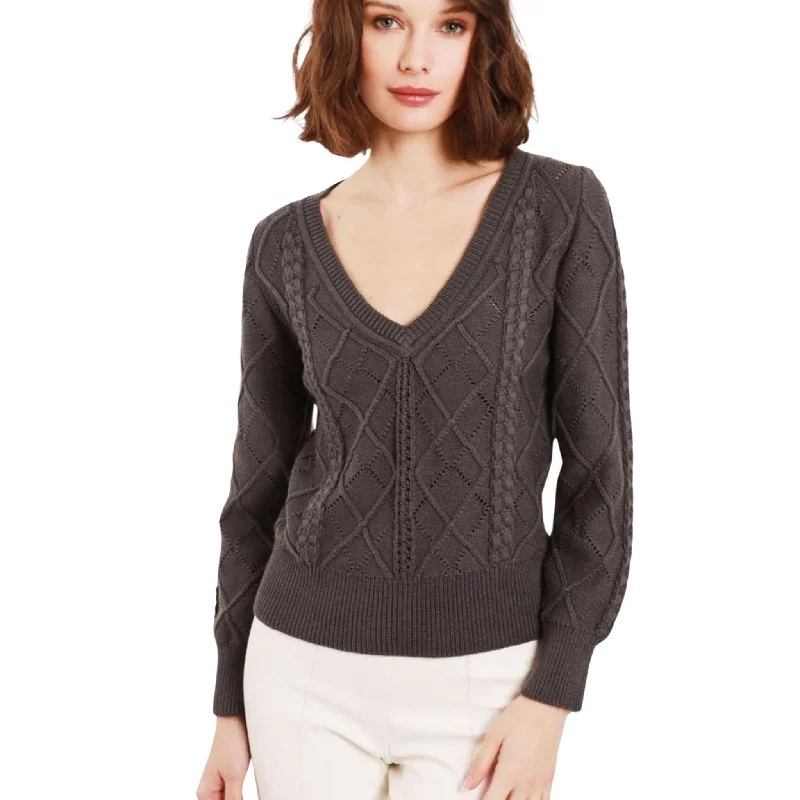 Lightweight Women Sweater for Spring and FallFeller - Charlotte Argyle