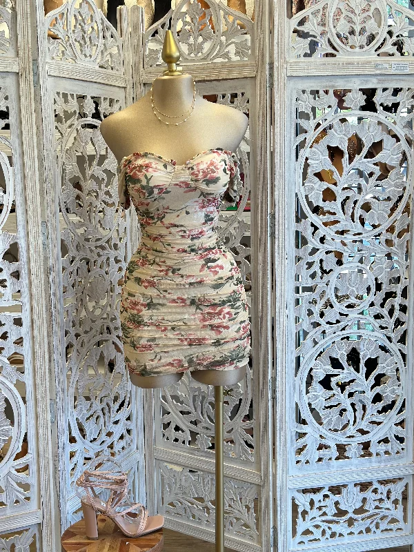 Strapless Women Dress with a Built - in Bra for Comfort and SupportBeige Floral Mini Dress