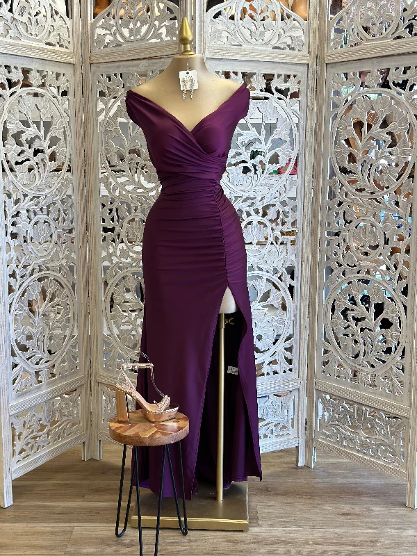 Lace - Embellished Women Dress for an Elegant and Sophisticated AppearanceDark Purple Wrapped Formal Dress