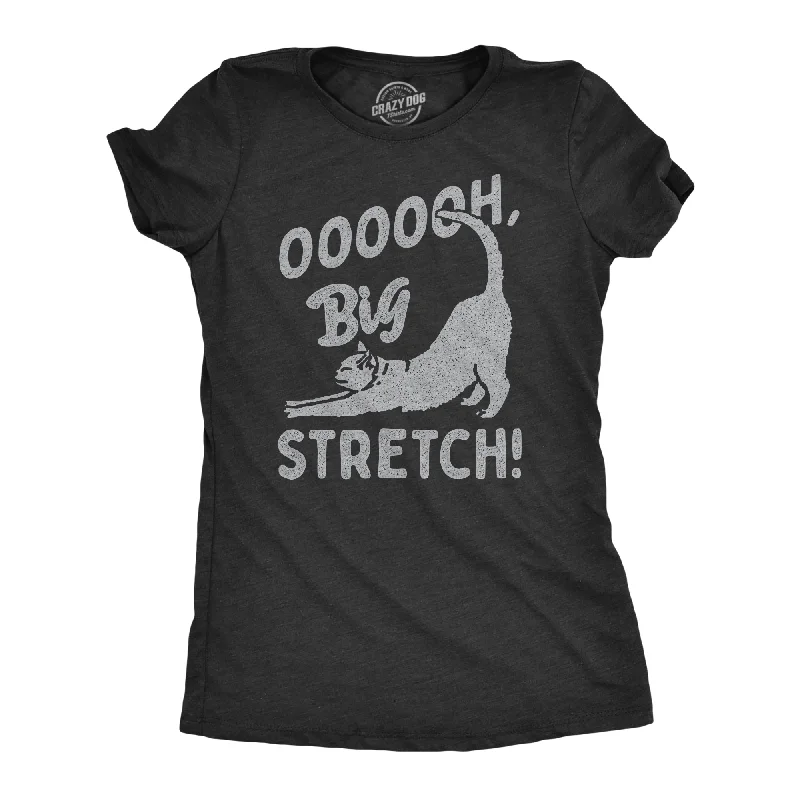 Striped Women T Shirt in a Classic PatternOOOOOH Big Stretch Cat Women's T Shirt