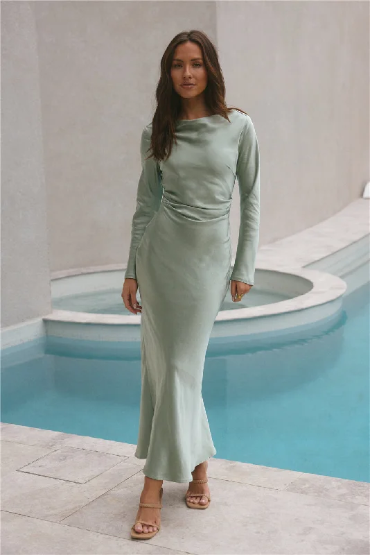 Long - Sleeve Women Dress in Velvet for a Luxurious Winter LookForget Me Not Satin Maxi Dress Sage