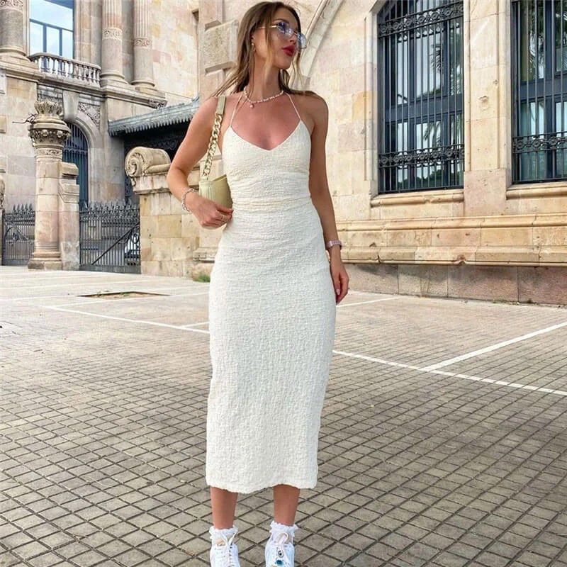 Halter Neck Women Dress to Show Off the Shoulders and NecklineBerryBetty - Sweet Textured Split Trim Low Back Sleeveless Halter Midi Dress - White