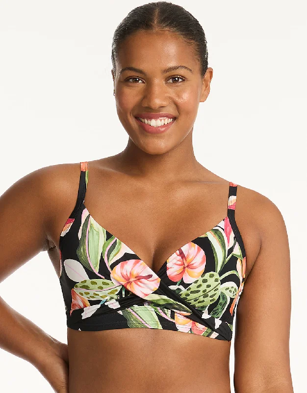 Sustainable women swimwear made from recycled materials for eco - conscious beachgoersSundown Twist Front DD/E Bikini Top